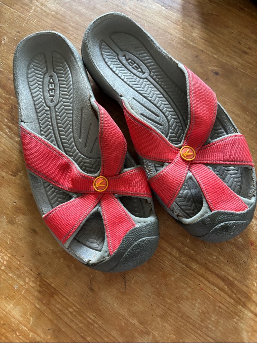 KEEN Pink Crossband Slide Sandals
